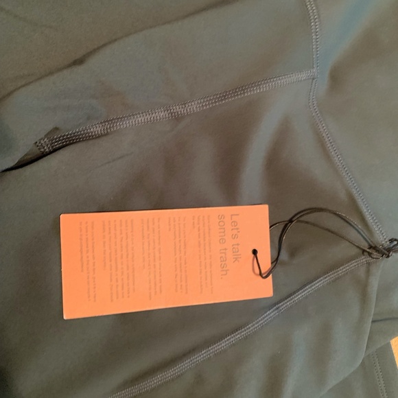 Girlfriend Collective Compressive Pocket Legging- Moss Medium - Picture 3 of 5